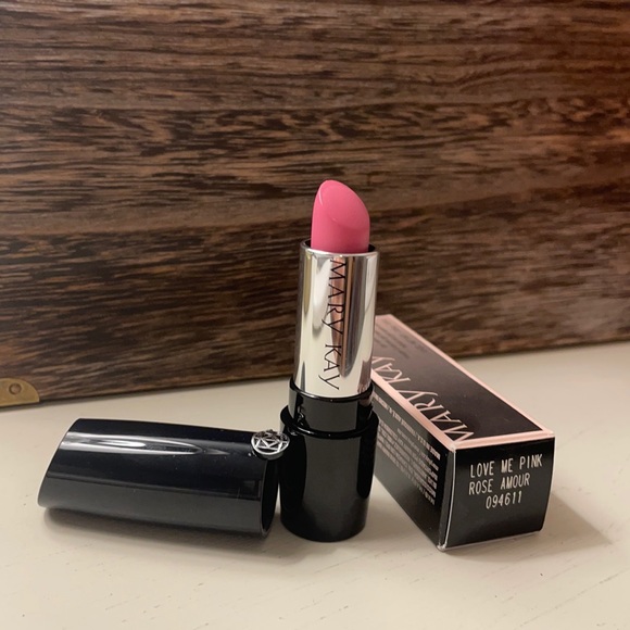 Mary Kay gel semi-shine lipstick - Picture 1 of 4